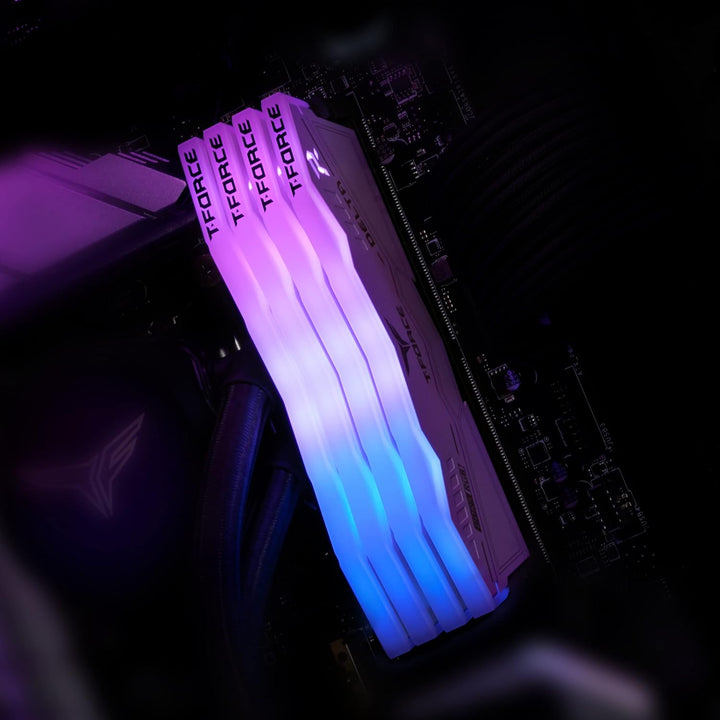 TEAMGROUP T-Force Delta RGB DDR5 32GB (2x16GB) 8000MHz PC5-64000 CL38 A-DIE Desktop Arbeitsspeicher
