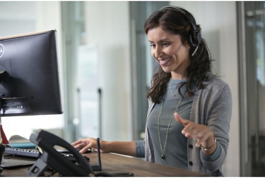 Plantronics - Voyager Focus UC (Poly) - Bluetooth Dual-Ear (Stereo) Headset mit Boom Mic -USB-A Acti