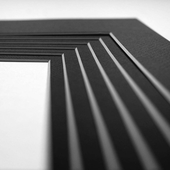 PHOTOLINI Passepartout 50x50 aussen für 30x30 innen, 5X säurefrei 1,5 mm Passepartout Karton Schwarz
