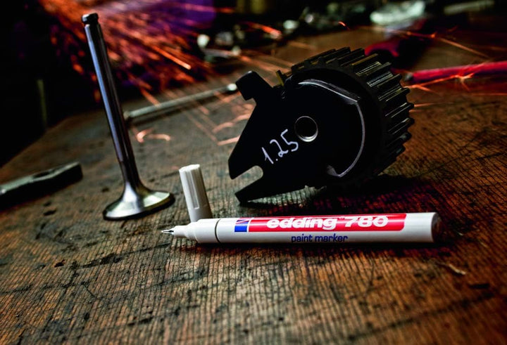 edding 780 Lackmarker - rot - 10 Stifte - Rundspitze 0,8 mm - Lackstift zur Markierung und Beschrift