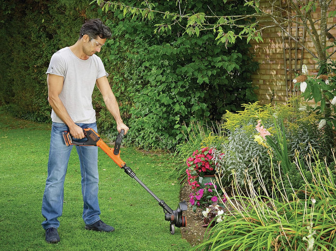 Black+Decker Akku-Rasentrimmer (18V 2,0Ah, 28 cm Schnittbreite, Powercommand Easy Feed, inkl. Akku u