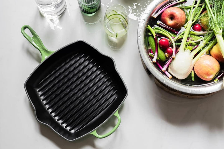 Le Creuset Signature Gusseisen-Grillpfanne, Quadratisch, 26 cm, Für alle Herdarten inkl. Induktion g
