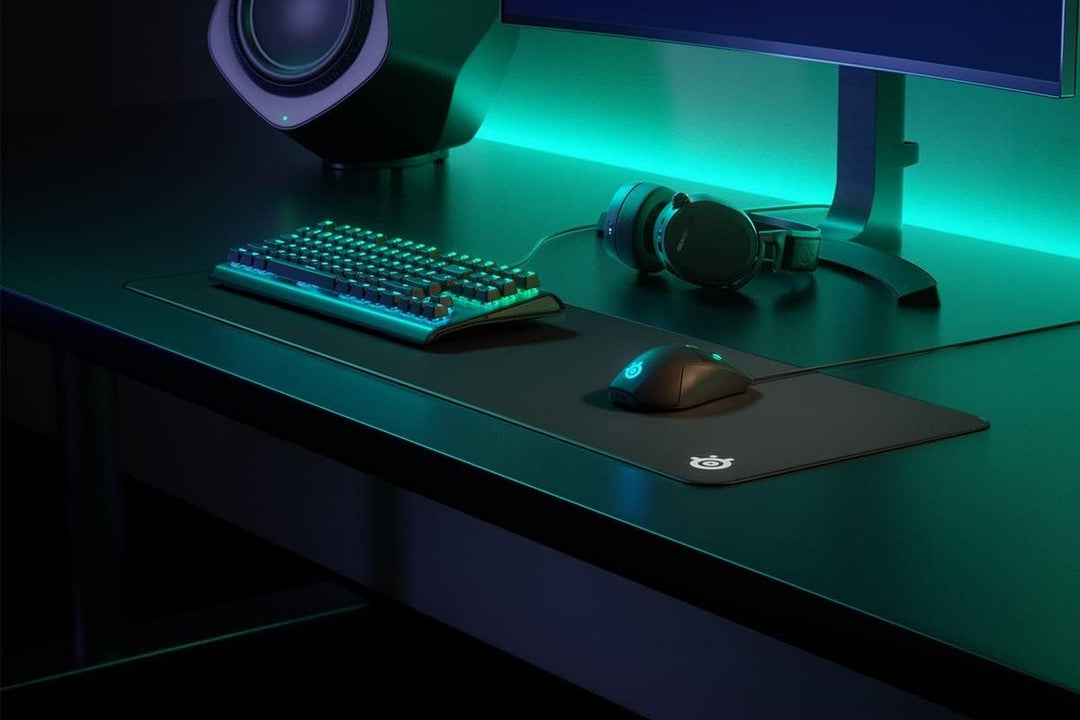 SteelSeries QcK Edge XL - Gaming-Mauspad – abgenähter Rand zur Verhinderung der Abnutzung – optimier