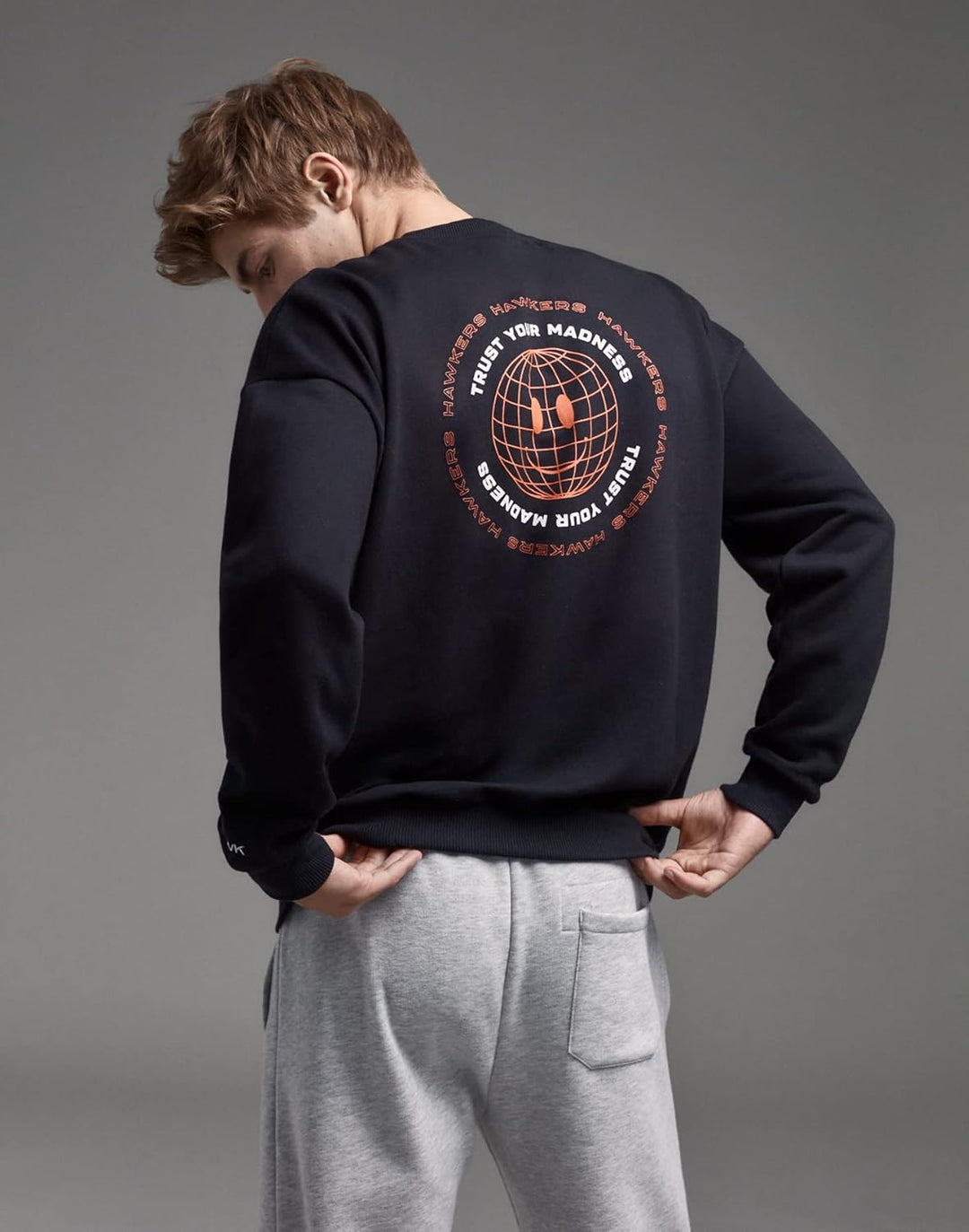 HAWKERS Unisex Sweatshirt Unisex Erwachsene Sweatshirt XS Schwarz/Orange, XS Schwarz/Orange