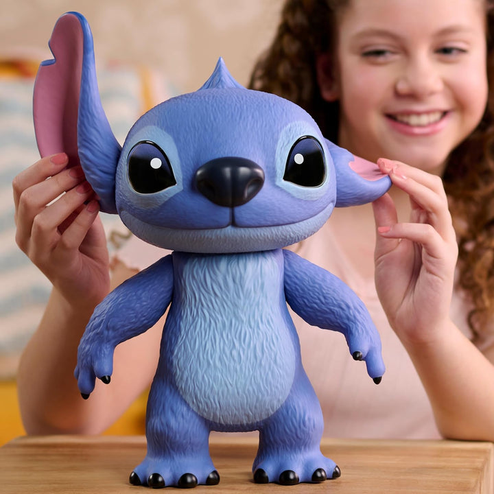 Just Play Disney Stitch Live-Action 35,6 cm grosse Larger Than Life Vinylfigur, 3 Artikulationspunkt