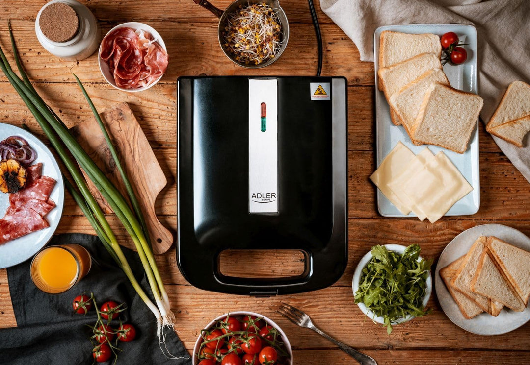 Adler AD 3055 Sandwichmaker XXL, 2000 W, Sandwichtoaster mit feuerfestem Griff, Toaster für 4 Sandwi