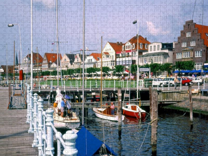 CALVENDO Puzzle Kaiserbrücke mit Ortsansicht Travemünde 1000 Teile Lege-Grösse 64 x 48 cm Foto-Puzzl