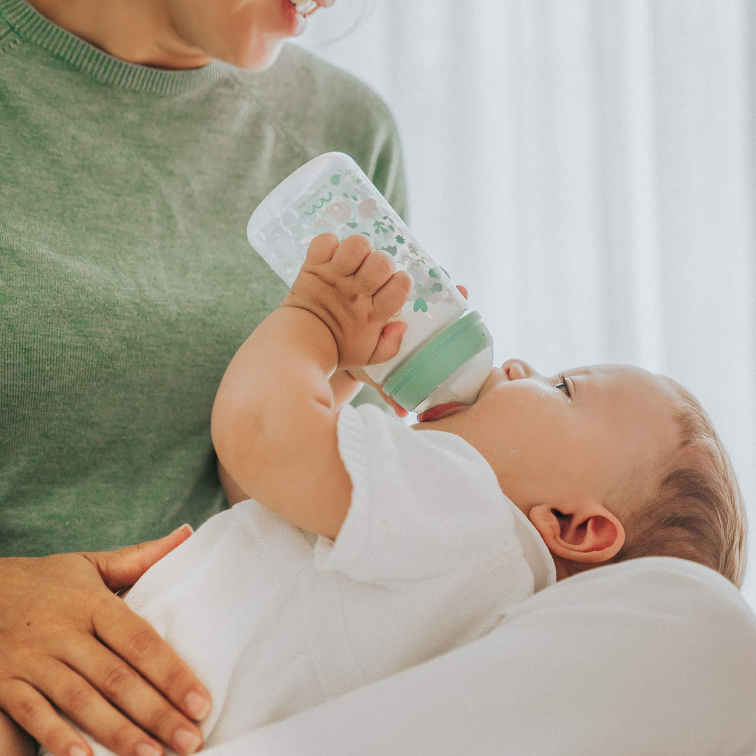 Suavinex, Pack für Neugeborene Sx Pro 0-6 Monate. Enthält: Anti-Kolik-Babyflasche 270 ml mittlerer N