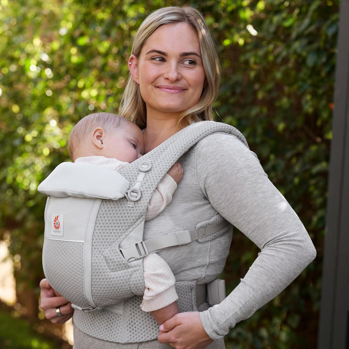 Ergobaby Adapt Babytrage für Neugeborene ab Geburt, 3-Positionen SoftFlex Mesh Ergonomische Babybauc
