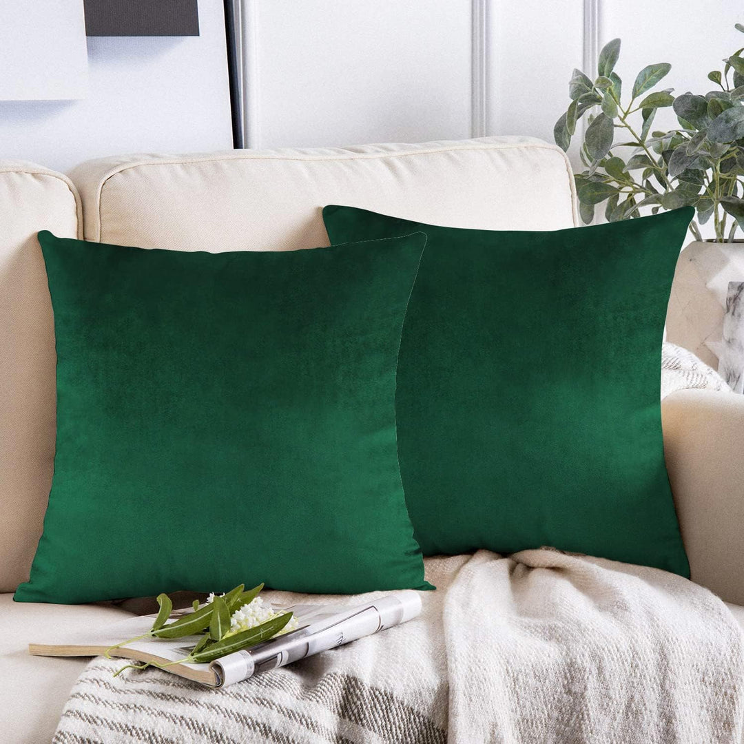 VAKADO Kissenbezug 45x45 Kissen sofakissen kissenbezüge Smaragdgrün grün Dunkelgrün Samt Weihnachten