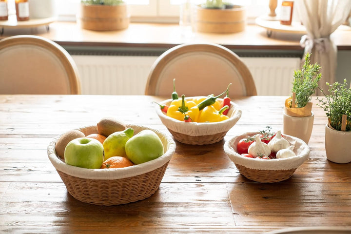 Decorasian Brotkorb geflochten aus Rattan - Brotkörbchen rund im 3er Set mit Leinentuch - Runde Bröt