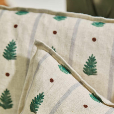 Loberon® Kissenhülle 2er Set Emily, Tannenbaum Print, vers. Grössen, weihnachtliche Textilien, Weihn