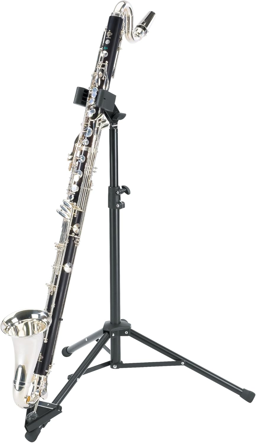 K&M 15060 Bassklarinettenständer Schwarz Stahl - variable Breite, grosse Auflageschale - Höhe bis 12
