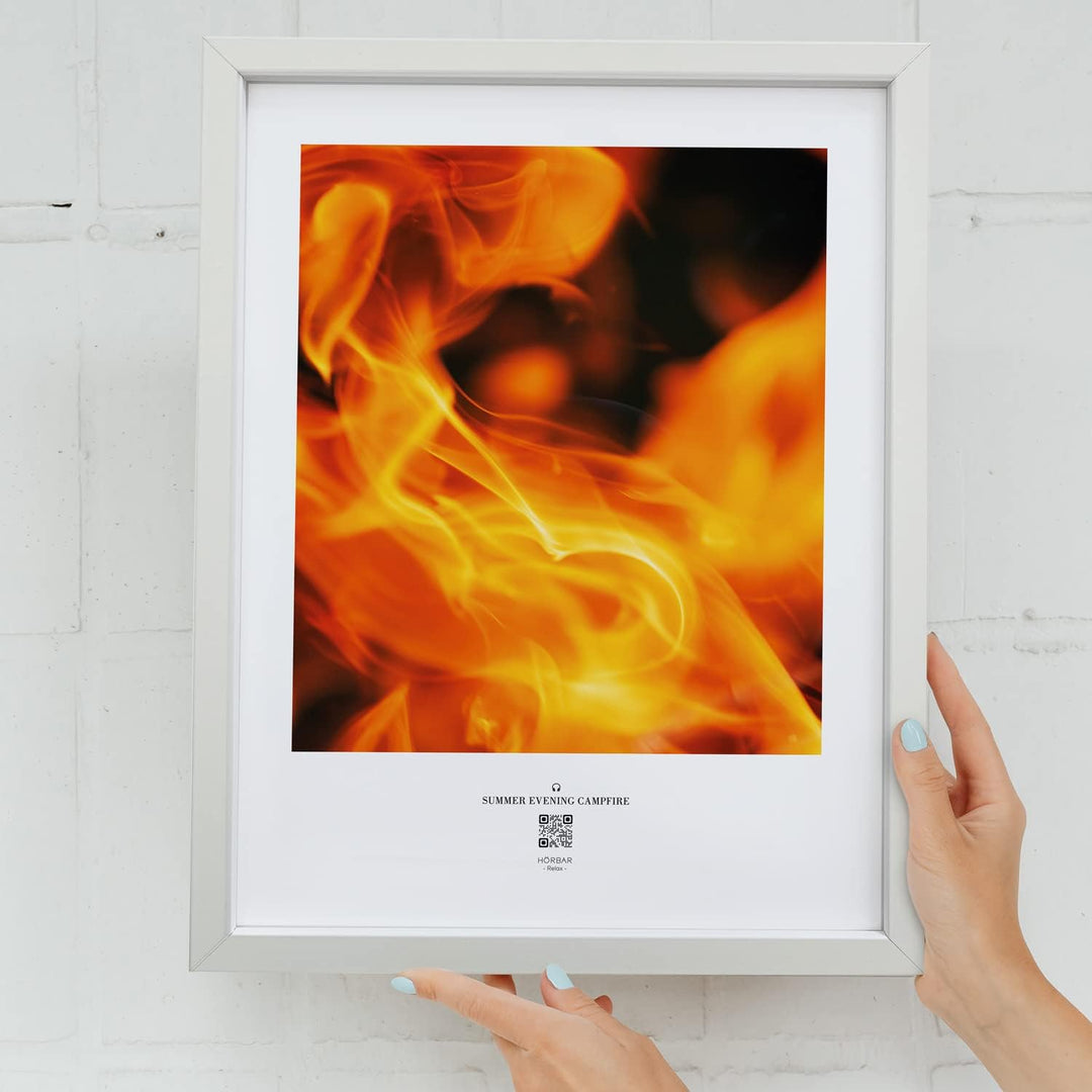 HÖRBAR RELAX | Hörbild | SUMMER EVENING CAMPFIRE | Abstract flames | Im Rahmen Weisser Rahmen 32,5cm