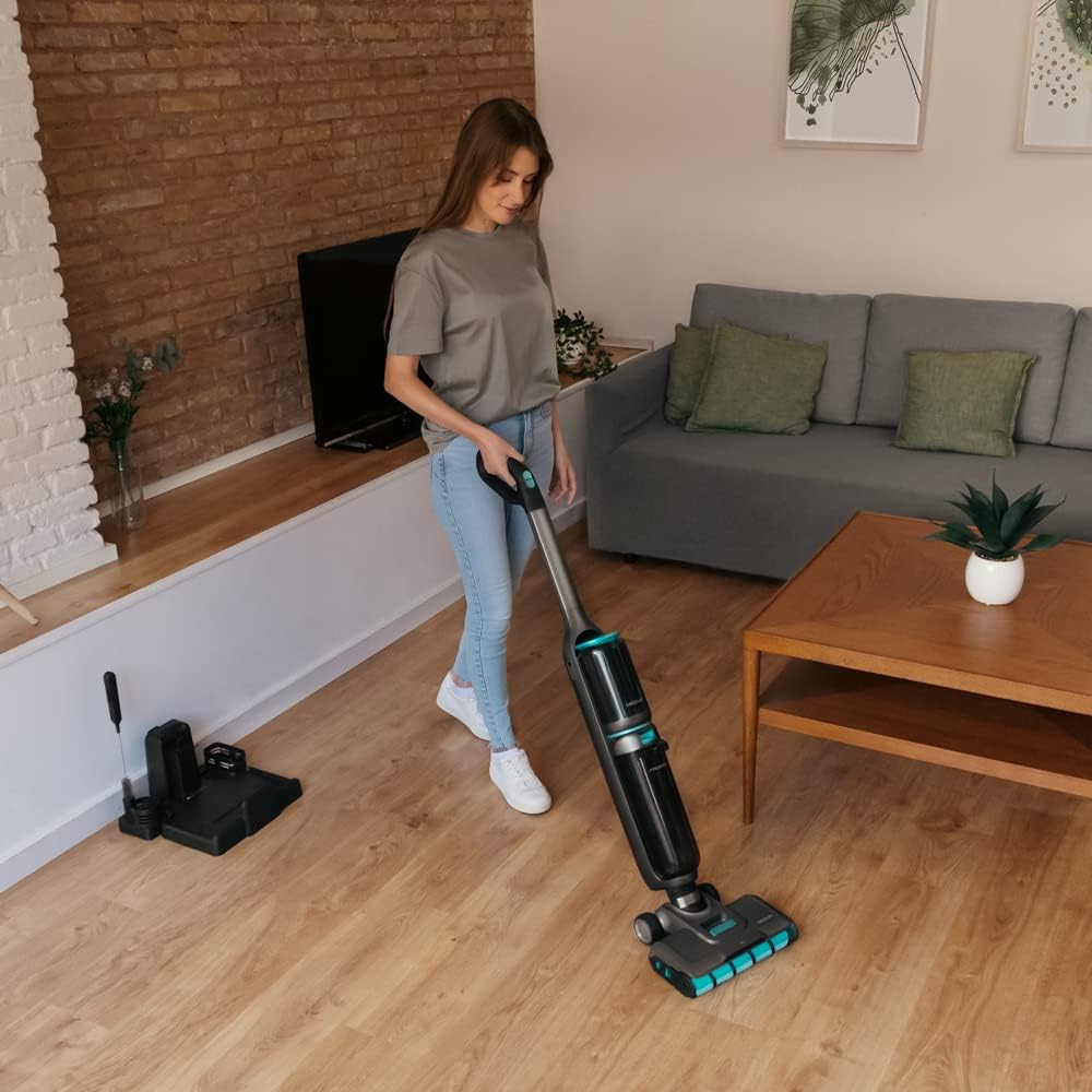 Cecotec Elektromopp FreeGo Wash&Vacuum Spray. 250 W, Schrubben und Staubsaugen gleichzeitig, Autonom