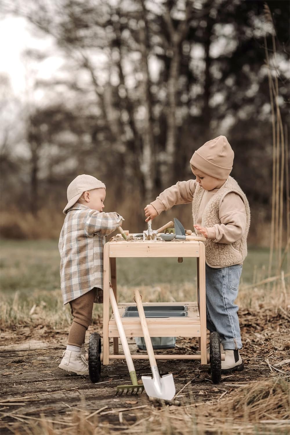 small foot Gartenwerkzeug-Set aus Holz und Metall, Gartenspielzeug für Kinder ab 3 Jahren in moderne