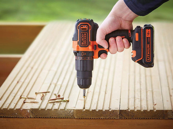Black + Decker Akkuschrauber, 18 V, schwarz, BDCHD18 Bohrer, Bohrer