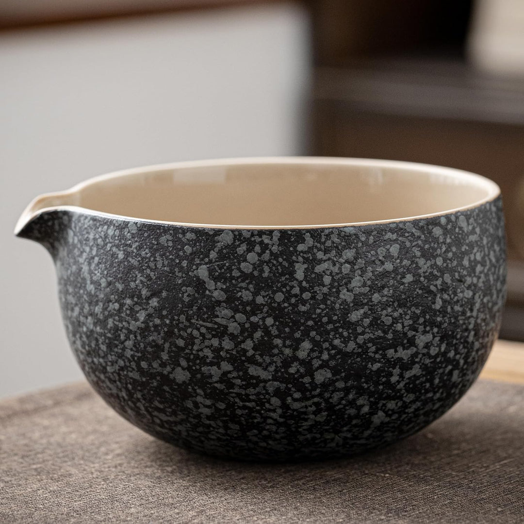 TEANAGOO Matcha Kit mit Aufbewahrungskoffer, 10 Stück Komplettes Matcha Tee Set, Keramik Matcha Scha