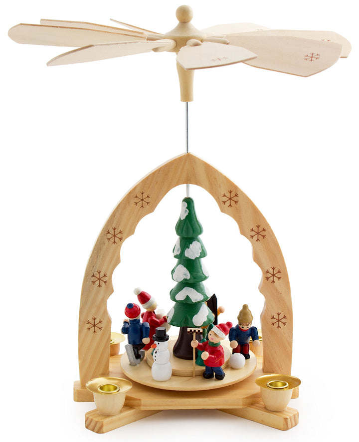 BRUBAKER 1-stöckige Weihnachtspyramide aus Holz - 30 cm - Weihnachtsbaum mit Winter Szene, 1-stöckig