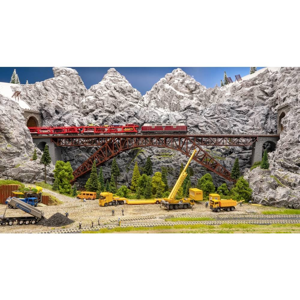 Eisenbahn-Stahlbrücke