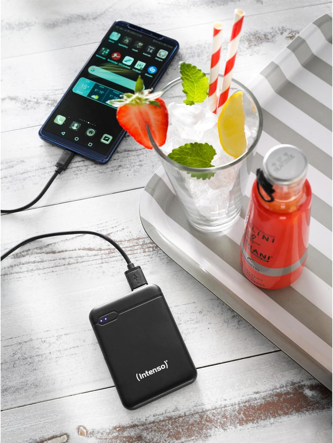 Intenso Powerbank XS 5000, externes Ladegerät (5000mAh, geeignet für Smartphone/Tablet PC/MP3 Player
