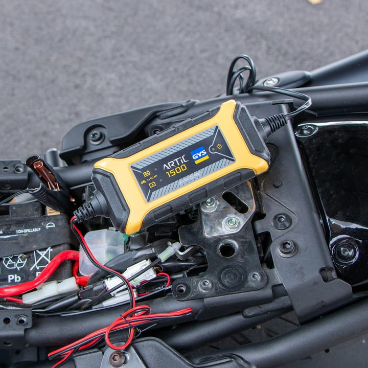 GYS Ladegerät Batterieladegeräte 12 V Artic 1500