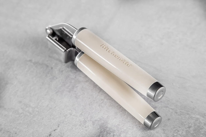 KitchenAid Knoblauchpresse, Edelstahlpresse ist spülmaschinenfest – Almond Creme Mandelcreme, Mandel