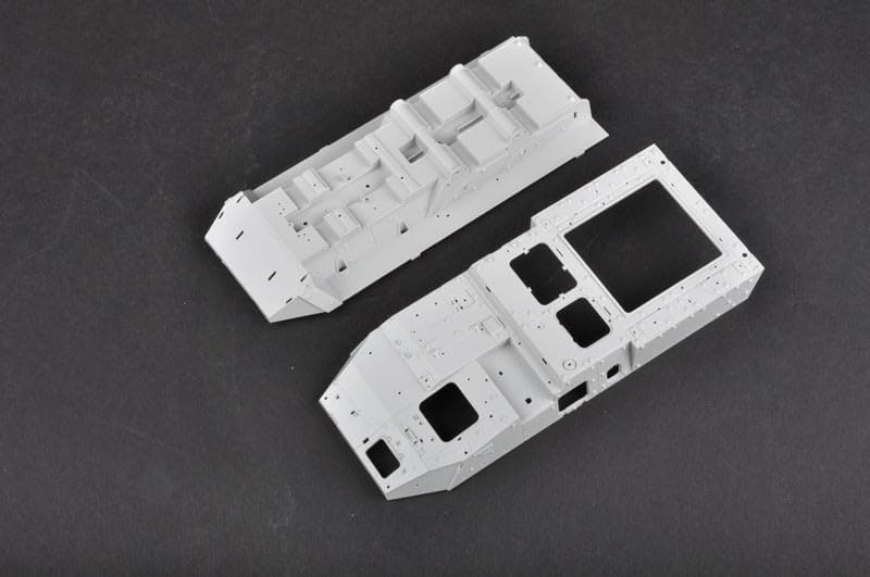 Trumpeter 1512 Modellbausatz M1129 Stryker Mortar Carrier w. 120mm