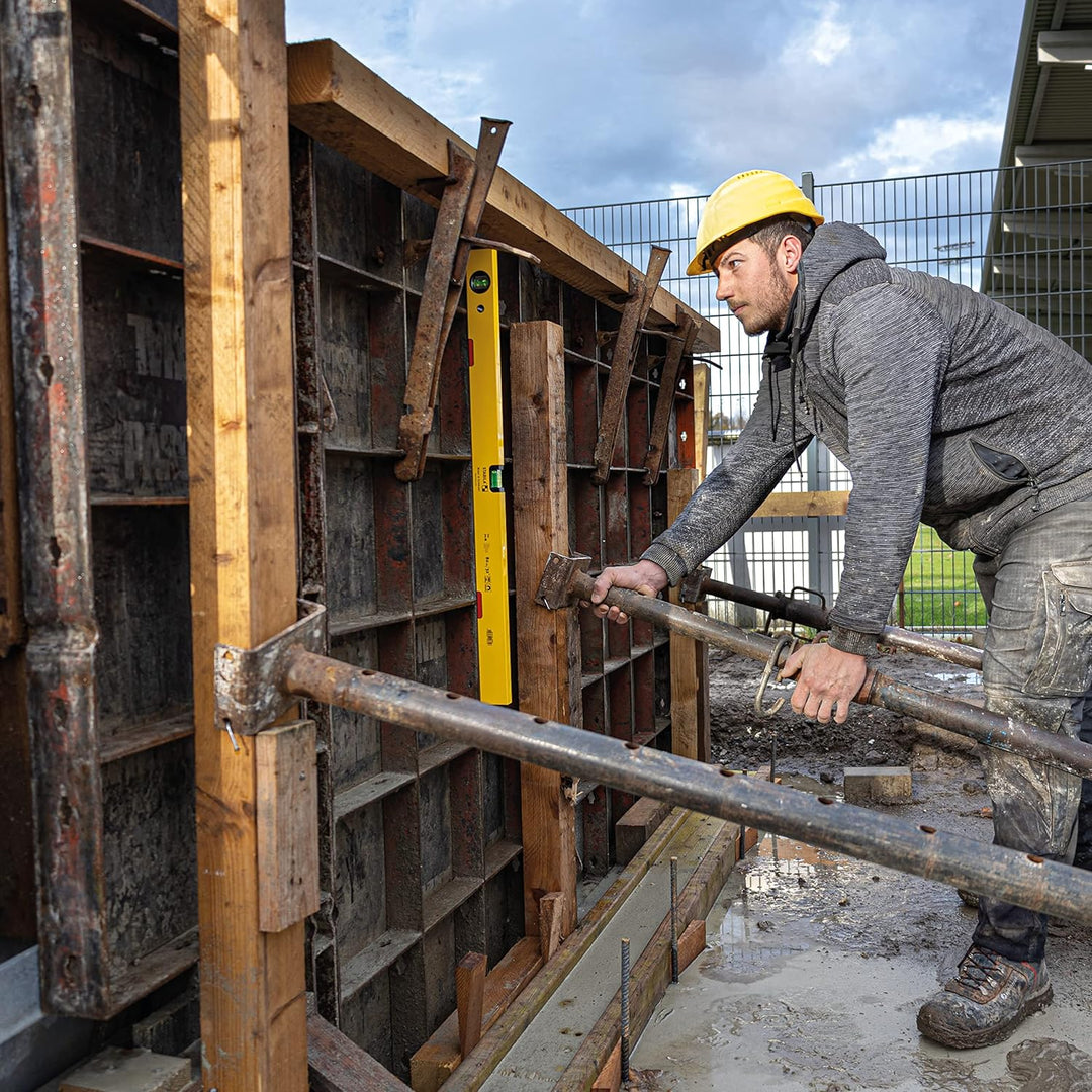 STABILA Magnet-Wasserwaage Type 70 M, 80 cm, leichtes Alu-Profil, starkes Seltenerd-Magnetsystem, 1