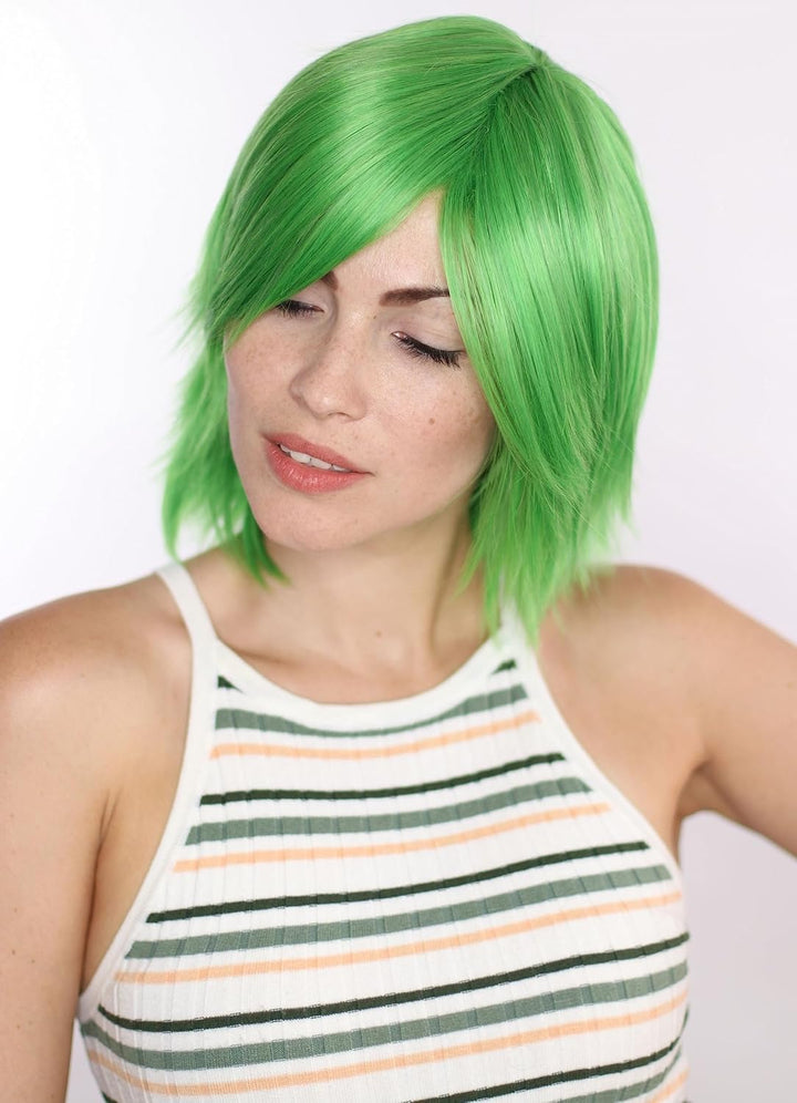 Prettyland grün Mittel-lange kurze Perücke mit Pony Gestuft fransig Damen & Herren perücke green Wig