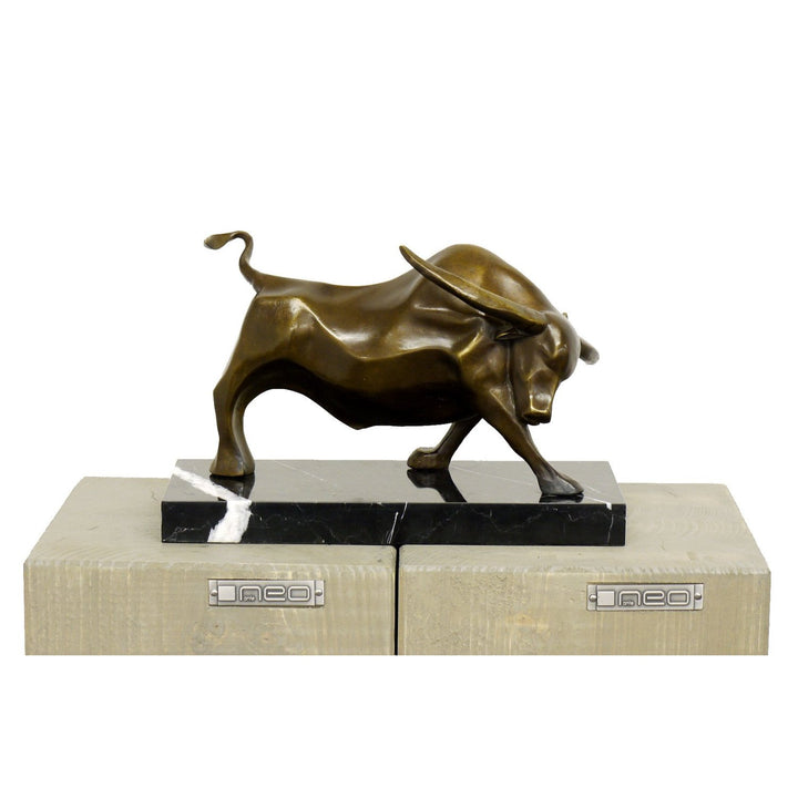 Kunst & Ambiente - Moderne Bronzefigur - Kraftvoller Stier - signiert von Milo - Echte Bronze - Stie