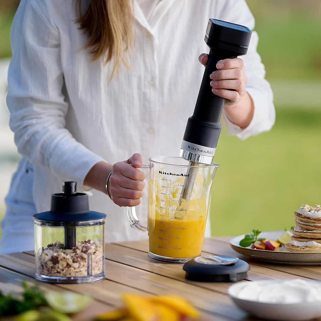 KitchenAid Kabelloser Stabmixer - Go Cordless - 1L BPA-freier Becher - Schneebesen und Zerkleinerer