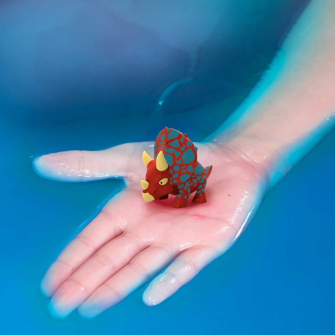 INKEE Geschenkbox DINO mit 6 Kinder Badebomben, enthält 6 verschiedene Dinosaurier Spielzeug zum Sam