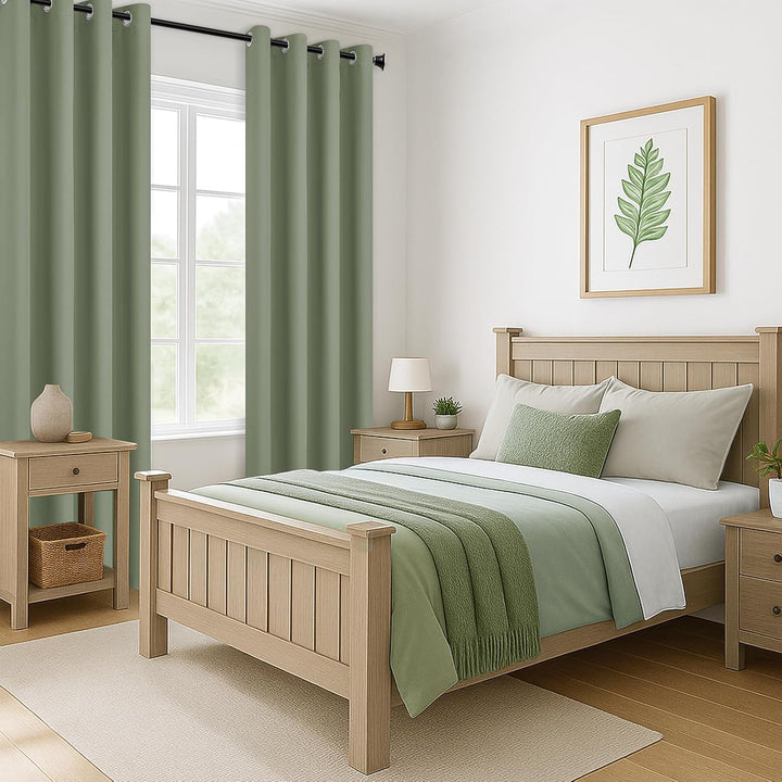 MRTREES Thermo Gardinen mit Ösen Blickdicht Grün für Küche Fenster Wohnzimmer Modern Kurz 2er Set H