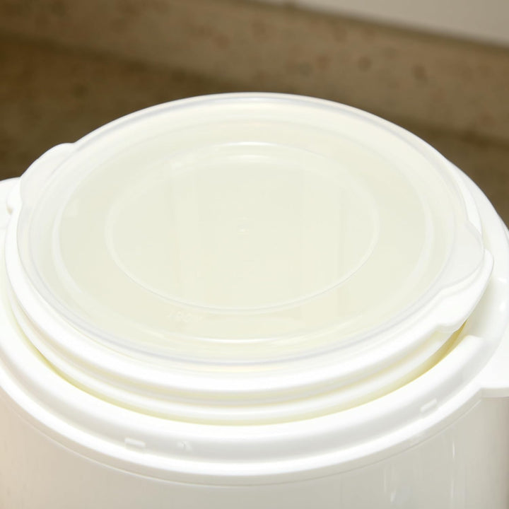 HOMCOM Joghurtbereiter, 1,5 L Joghurtmaschine mit Sieb, Deckel, 20 W Joghurt-Maker für griechischen