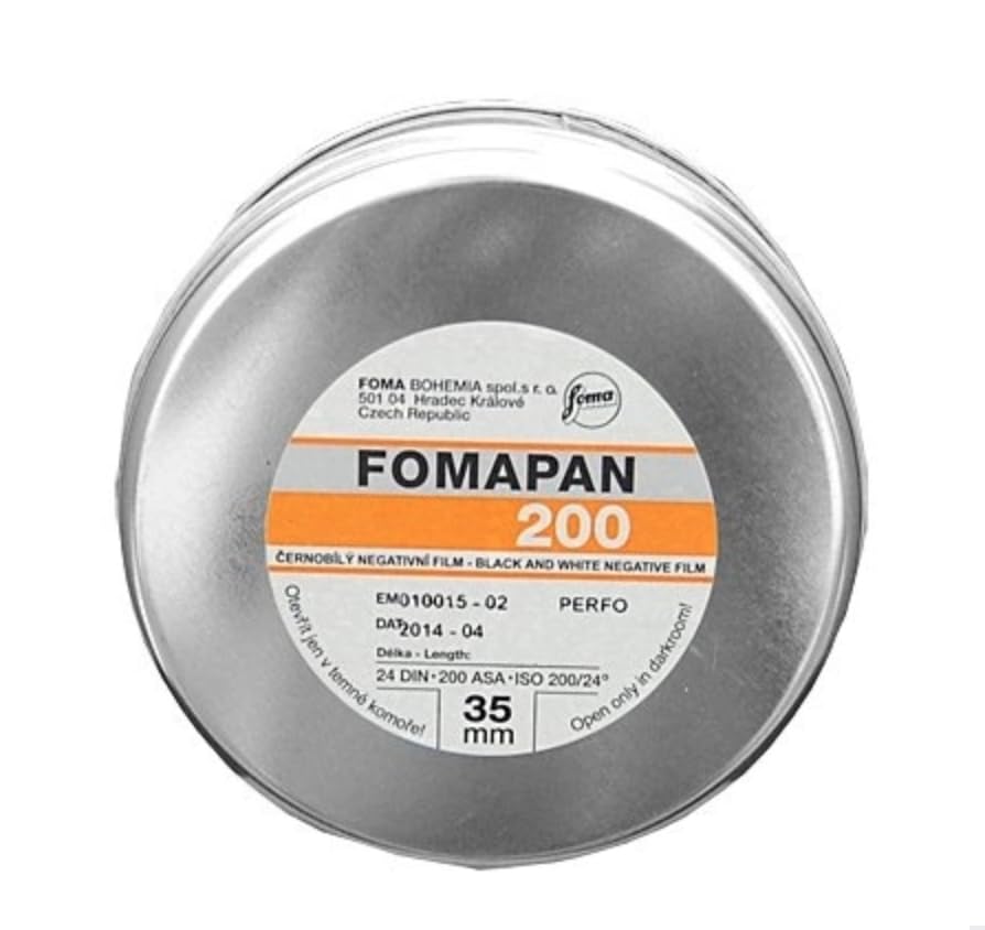 Foma Fomapan Creative Fotofilm 200 / 35mm x 17 Meter 200 ISO schwarz & weiss Negativ-Film