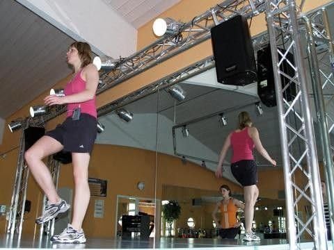 OMNITRONIC HS-1100 XLR Headset-Mikrofon | Leichtes, hautfarbenes Kopfbügelmikrofon (Kondensator)