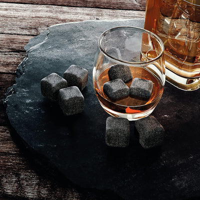 Whisky Steine Set - 12 Wiederverwendbare Basalt Eiswürfel, Zange + Stoffbeutel, Whiskey Ice Cubes Kü