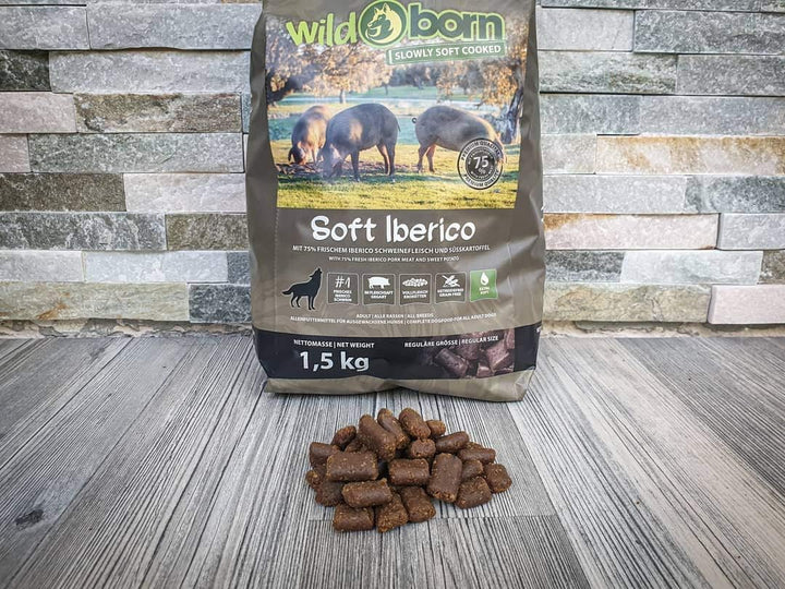 Wildborn Soft IBERICO 4 kg getreidefreies Hundefutter mit 75% frischem Iberico Fleisch | Halbfeuchte