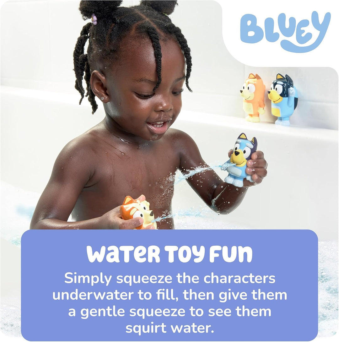 Toomies Bluey Squirter 4er Pack Badespielzeug Set mit Bluey, Bingo, Mama und Papa, Wasserspritzspass