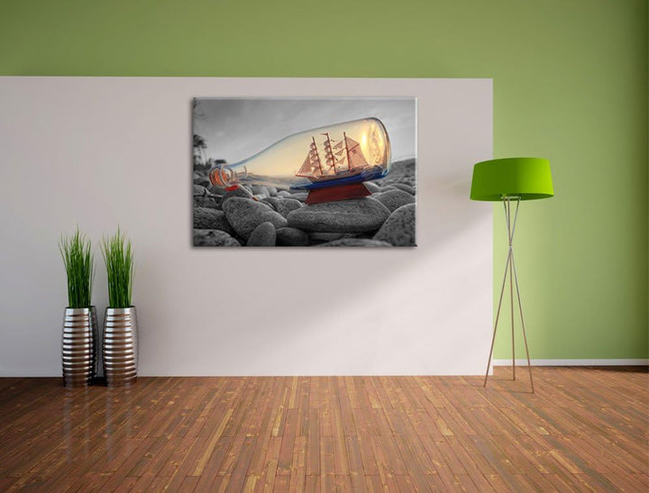 Schiff in Flasche am Steinstrand schwarz/weiss Format: 100x70 auf Leinwand, XXL riesige Bilder ferti