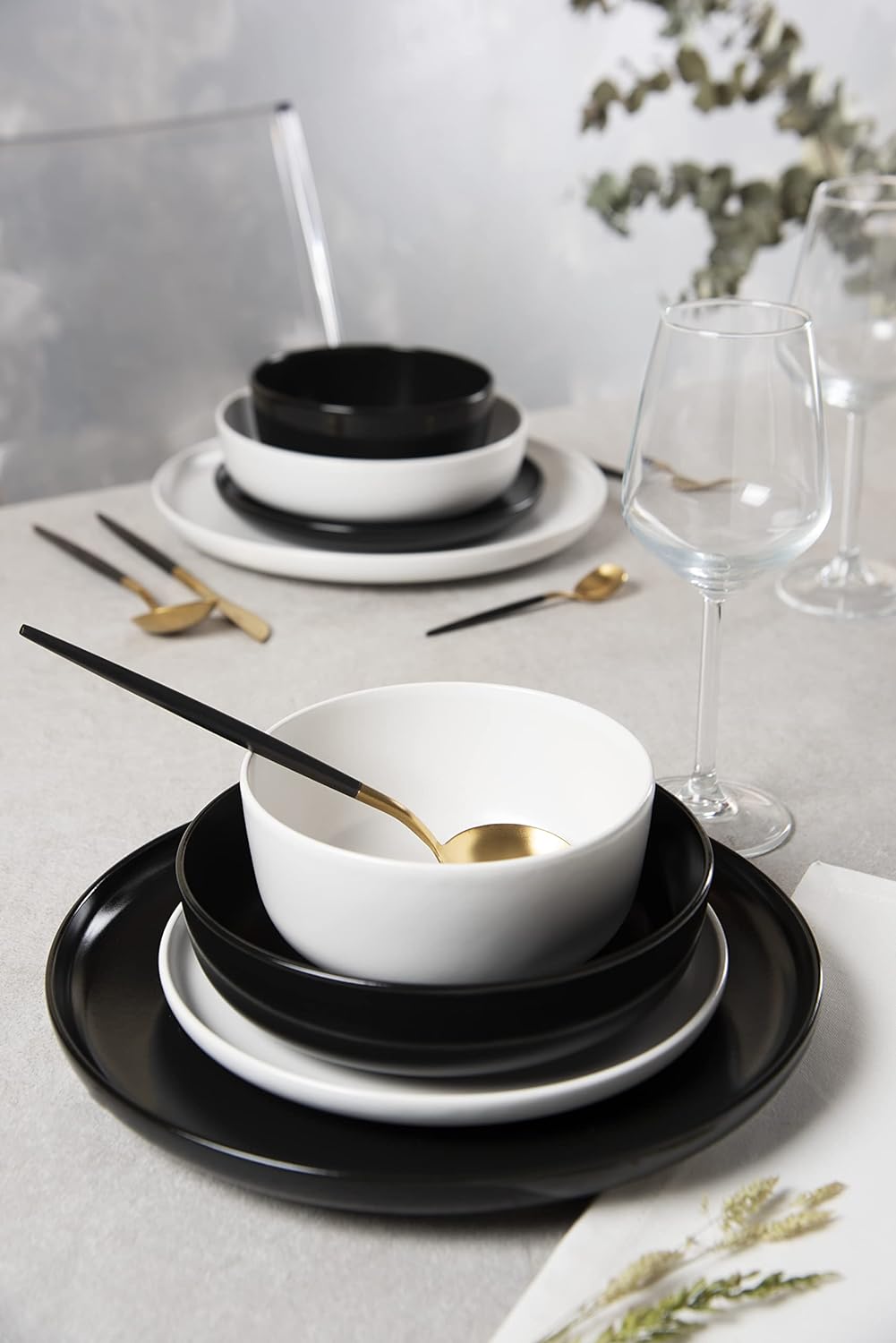 Excelsa "Nordic" Tafelservice, 12-teilig, Keramik, Weiss und Schwarz