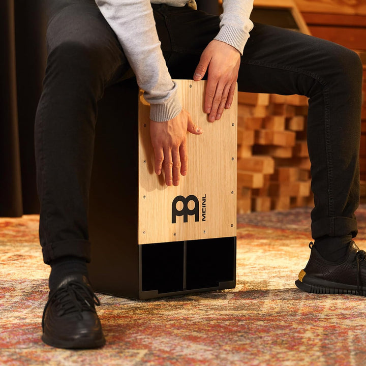 Meinl Percussion Subwoofer Cajon - Trommel mit Snare und extrem tiefem Bass - American White Ash Fro