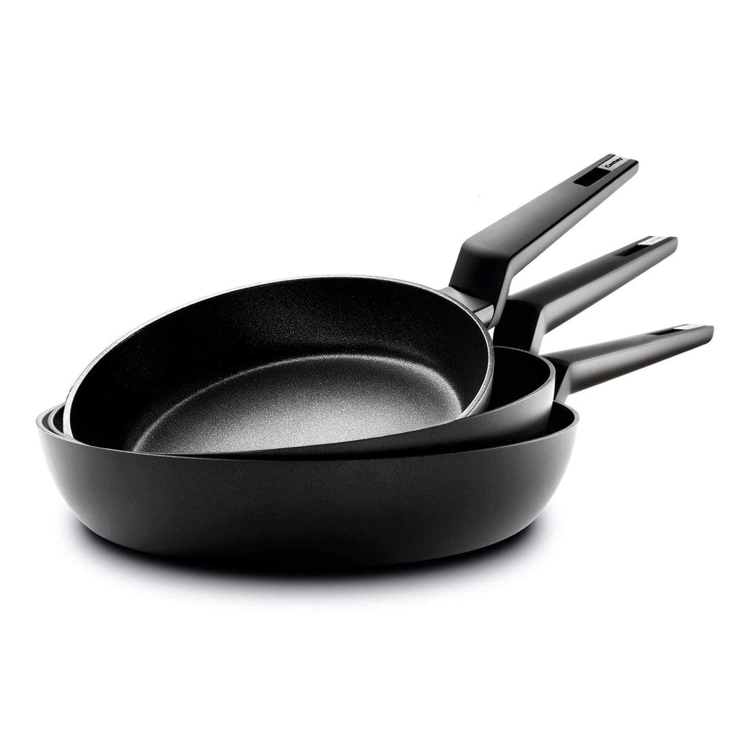 CASTEY - Pfannenset aus Titan, Masse 18, 22 und 26 cm, antihaftbeschichtet, PFOA-frei, verstärkt mit