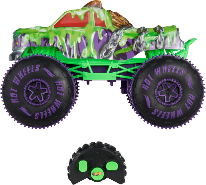 Hot Wheels Spielzeug Monster Trucks, Wreckin‘ Wolf im Massstab 1:15 mit Fernbedienung, ferngesteuert