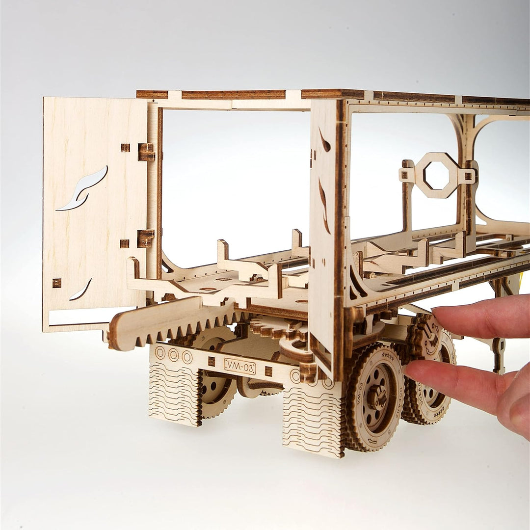 UGEARS Truck Trailer LKW Anhänger DIY Modellbausatz aus Holz – Anhänger für Schweren LKW - Sperrholz