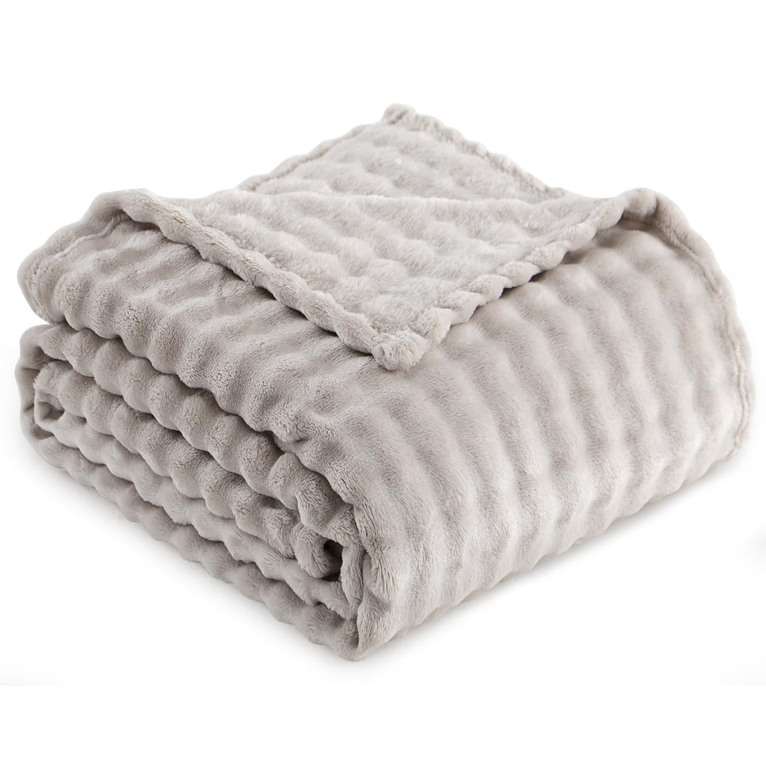 RUIKASI Bubble Decke Kuscheldecke Flauschig Beige - 150x200cm Sofadecke &amp; Couchdecke aus Plüsch, War
