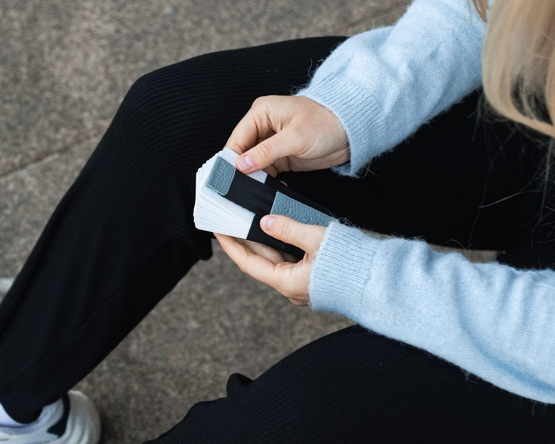 Jaimie Jacobs Minimalist Wallet Nano Boy Pocket Mini Geldbörse aus Textil mit Zugband schmaler Karte