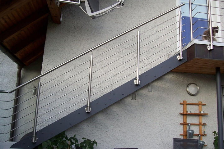 Edelstahl Treppengeländer/Aussengeländer, 1m lang, 0,9m hoch, Seitenmontage, je 2 Pfosten + Handlauf