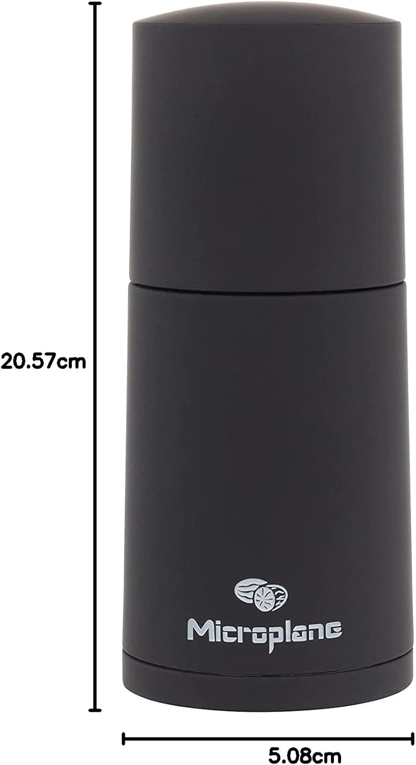 Microplane Gewürzmühle Schwarz für Muskatnuss, Zimt, Tonkabohnen, Langpfeffer und andere getrocknete